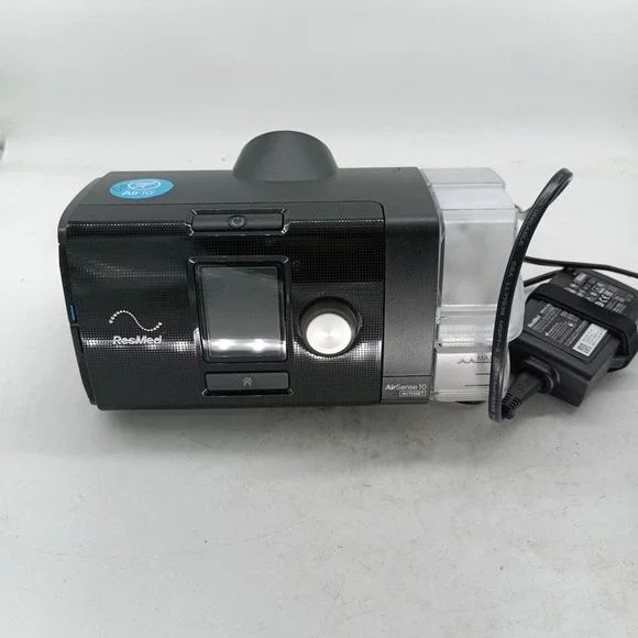 RESMED AIRSENSE 10 AUTOSET SLEEP APNEA MACHINE only 33 RUN HOURS - Picture 1 of 6